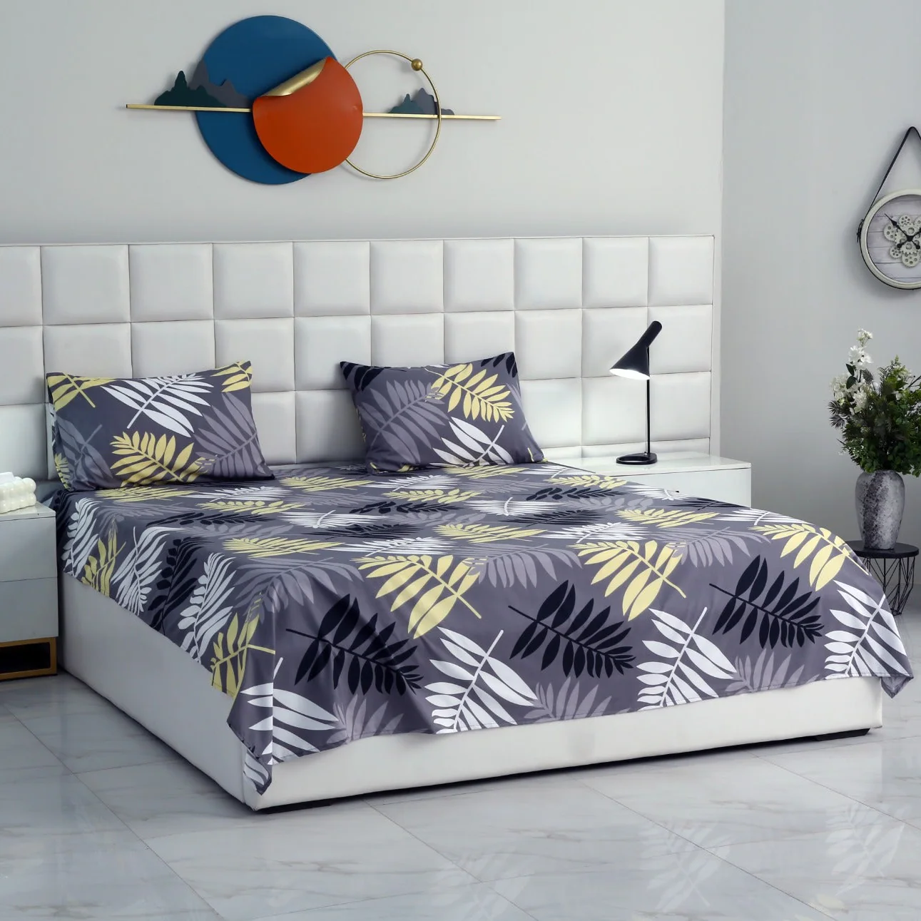 3 PCs Double Bed Sheet-Black Feathers