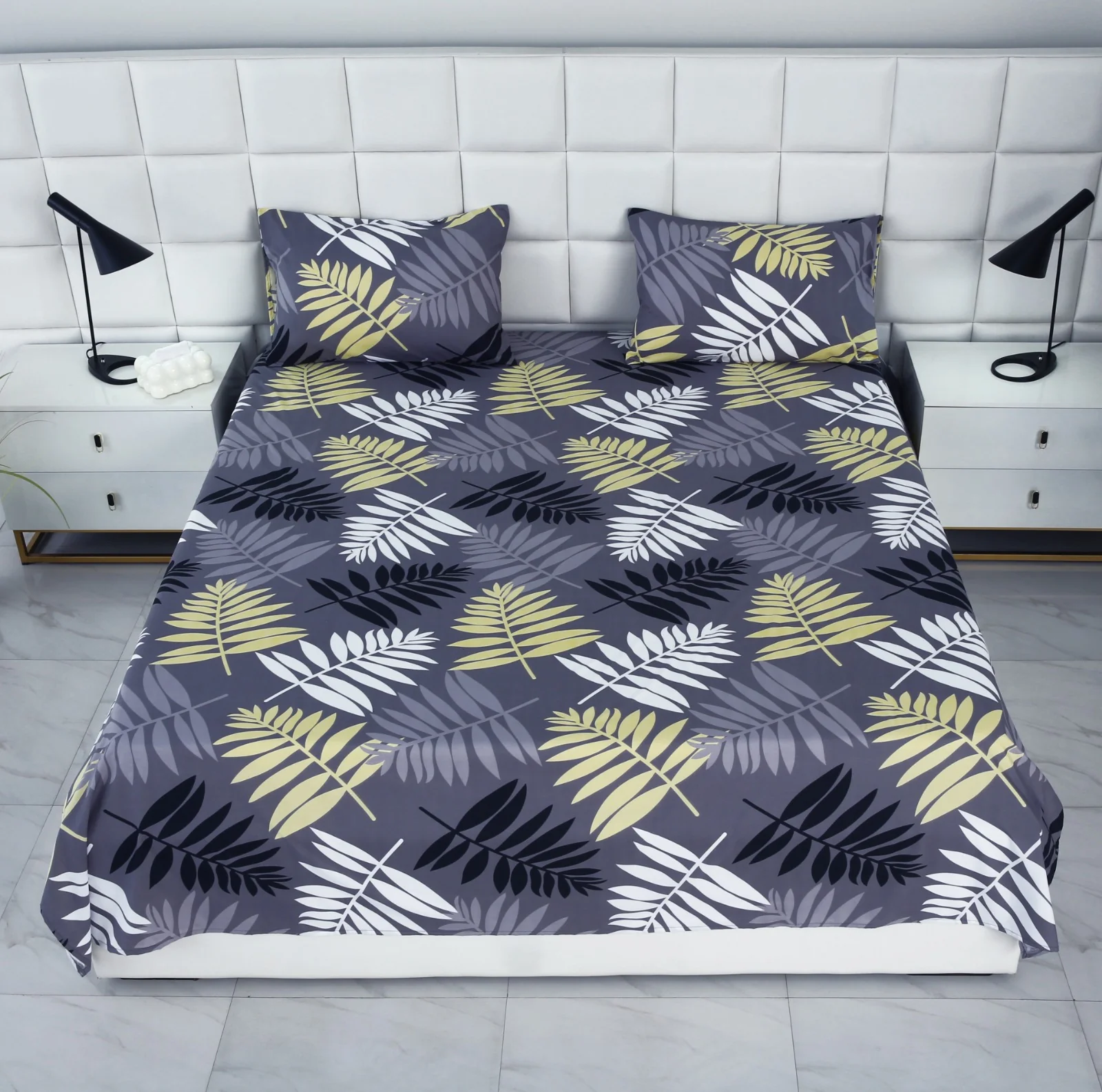 3 PCs Double Bed Sheet-Black Feathers - Image 3