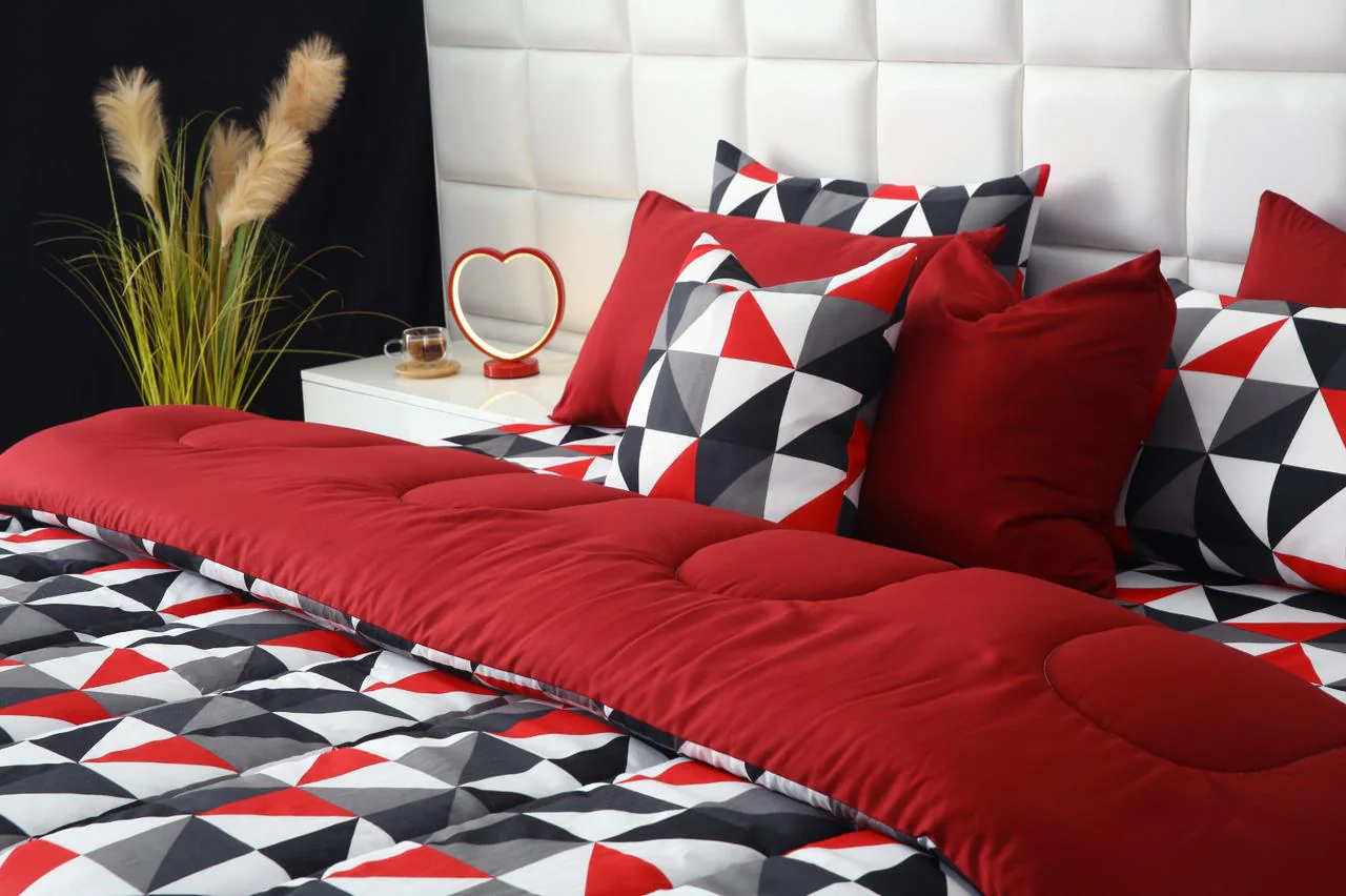 8 PCs Winter Razai Set-Abstract Geometric - Image 7