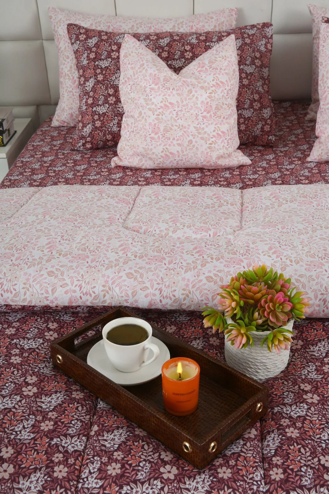 8 PCs Winter Razai Set-Daisy Day - Image 11
