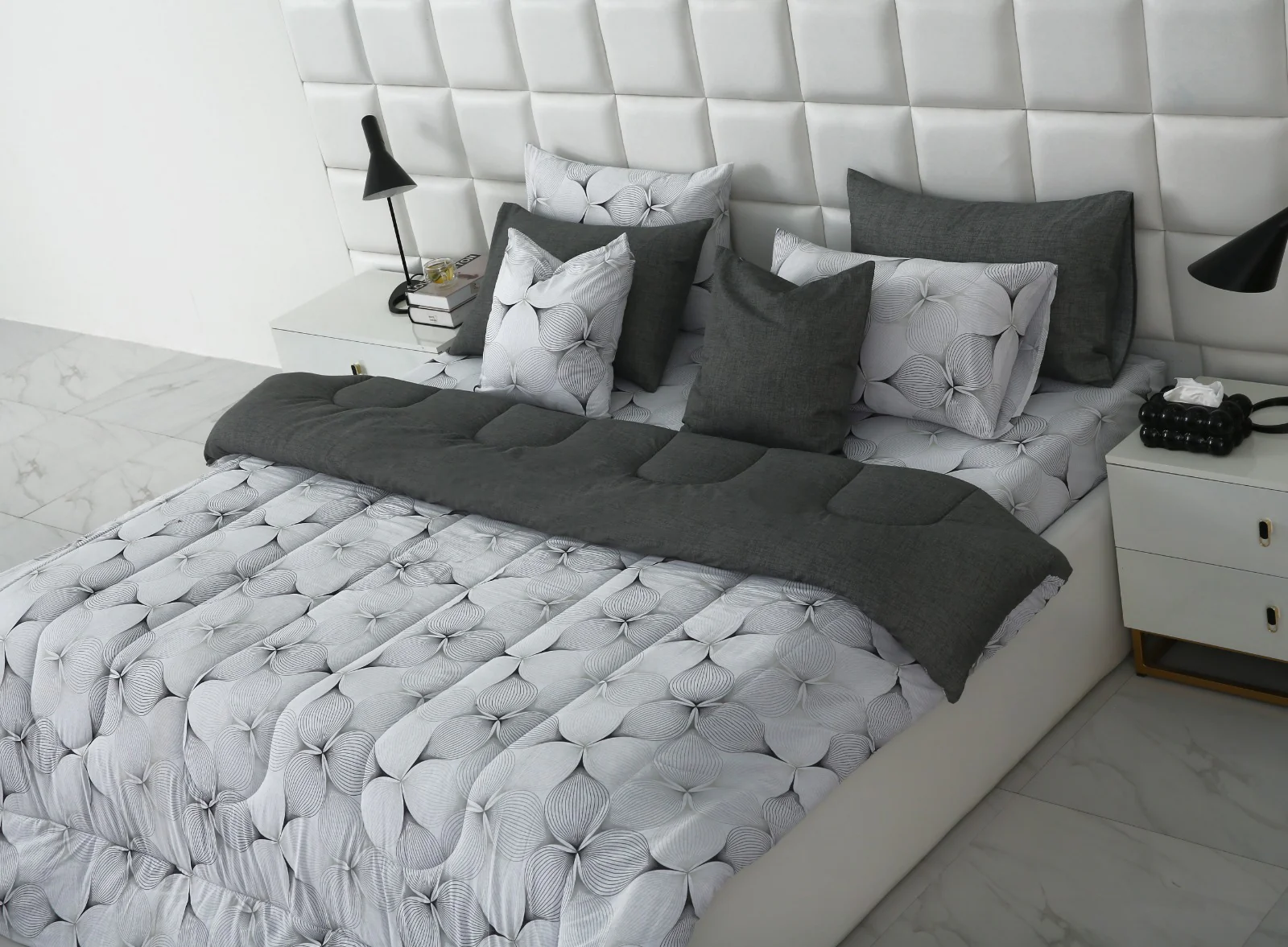 8 PCs Winter Razai Set-Pitch Grey - Image 6