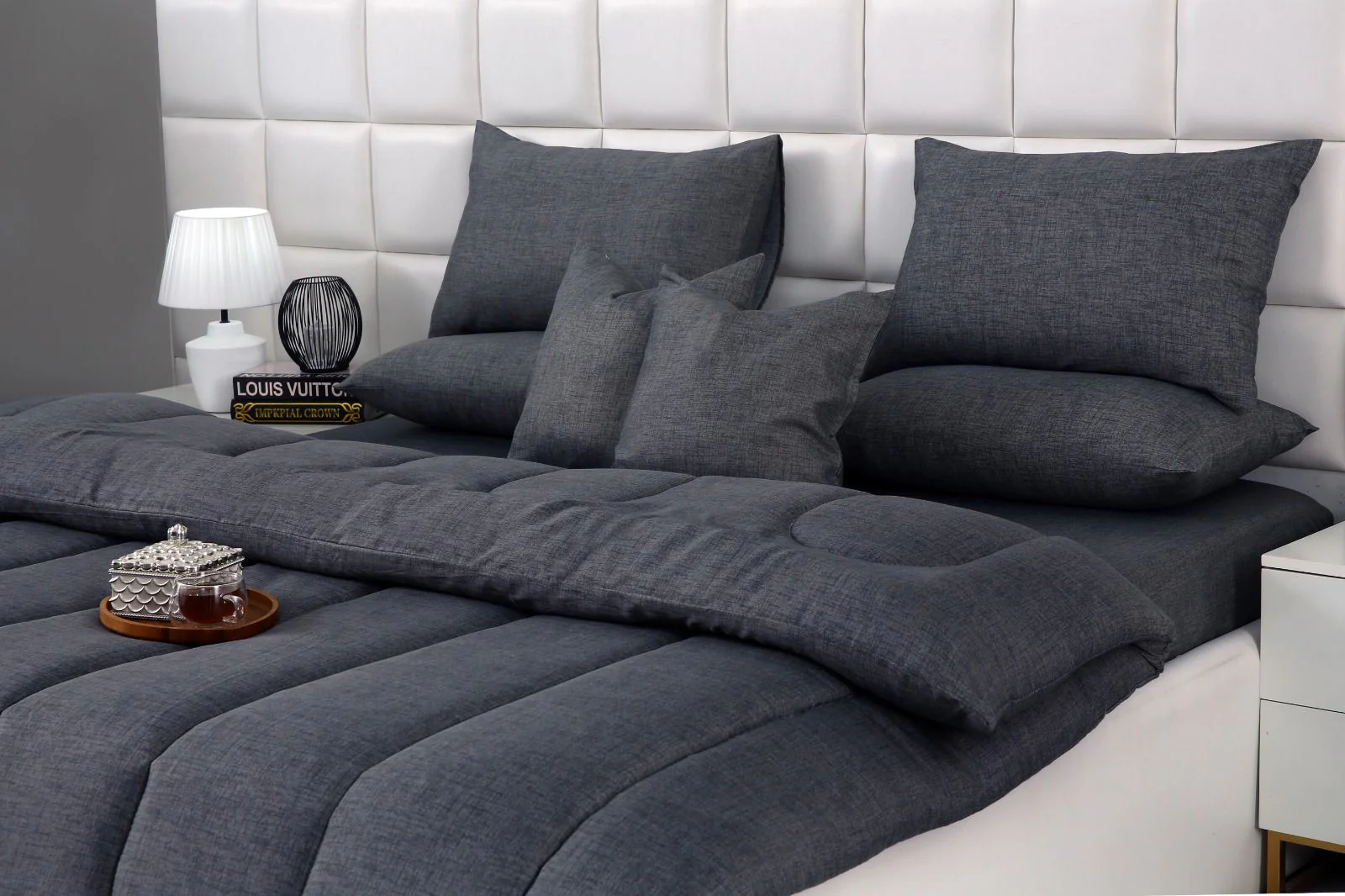 8 PCs Winter Razai Set-Grey Texture - Image 5