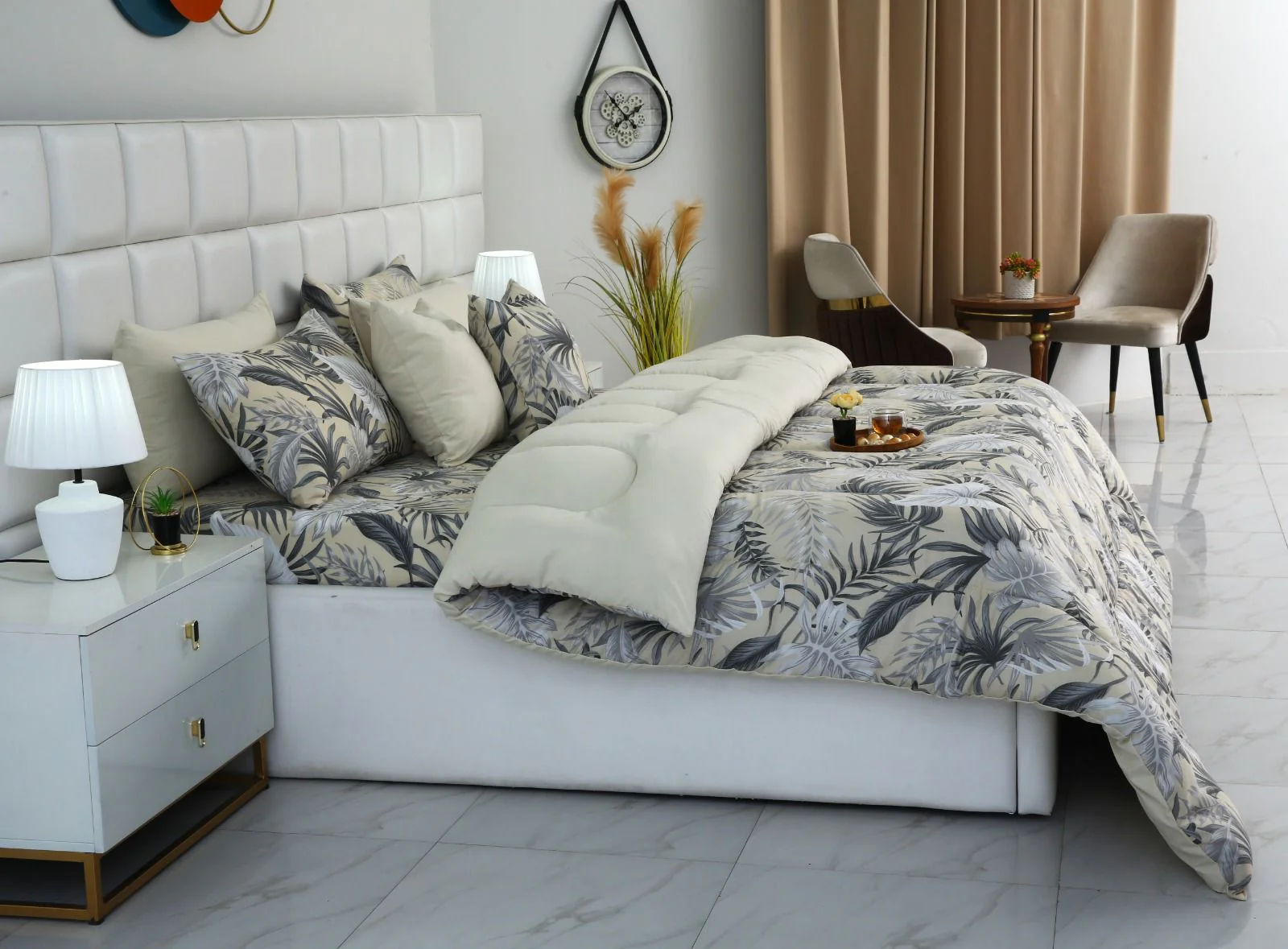 8 PCs Winter Razai Set-Hawaii(With Base Reverse) - Image 4