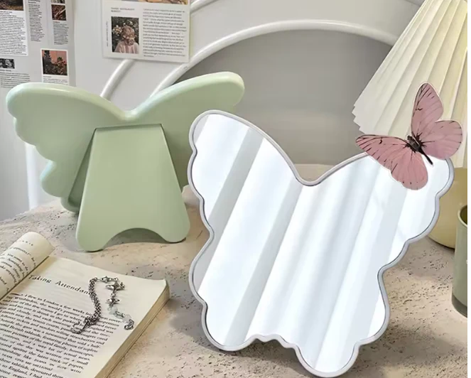 Butterfly Shaped Portable Makeup Mirror - Image 7