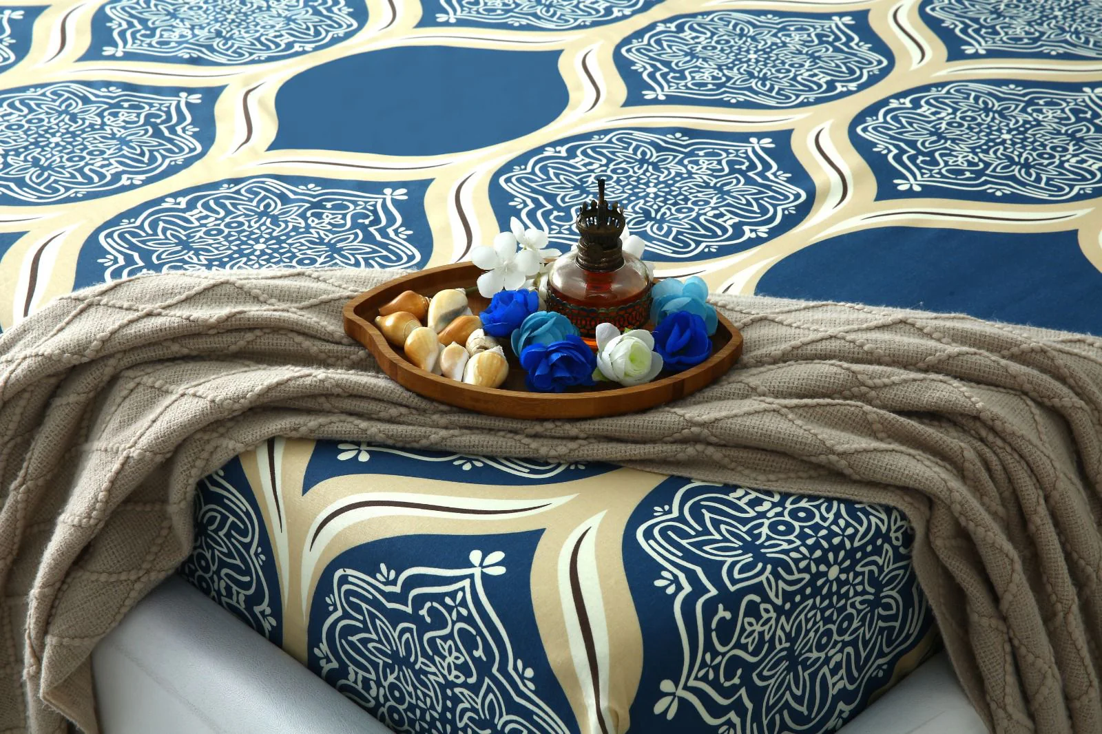 Fitted Bed Sheet-Damask Pattern - Image 6
