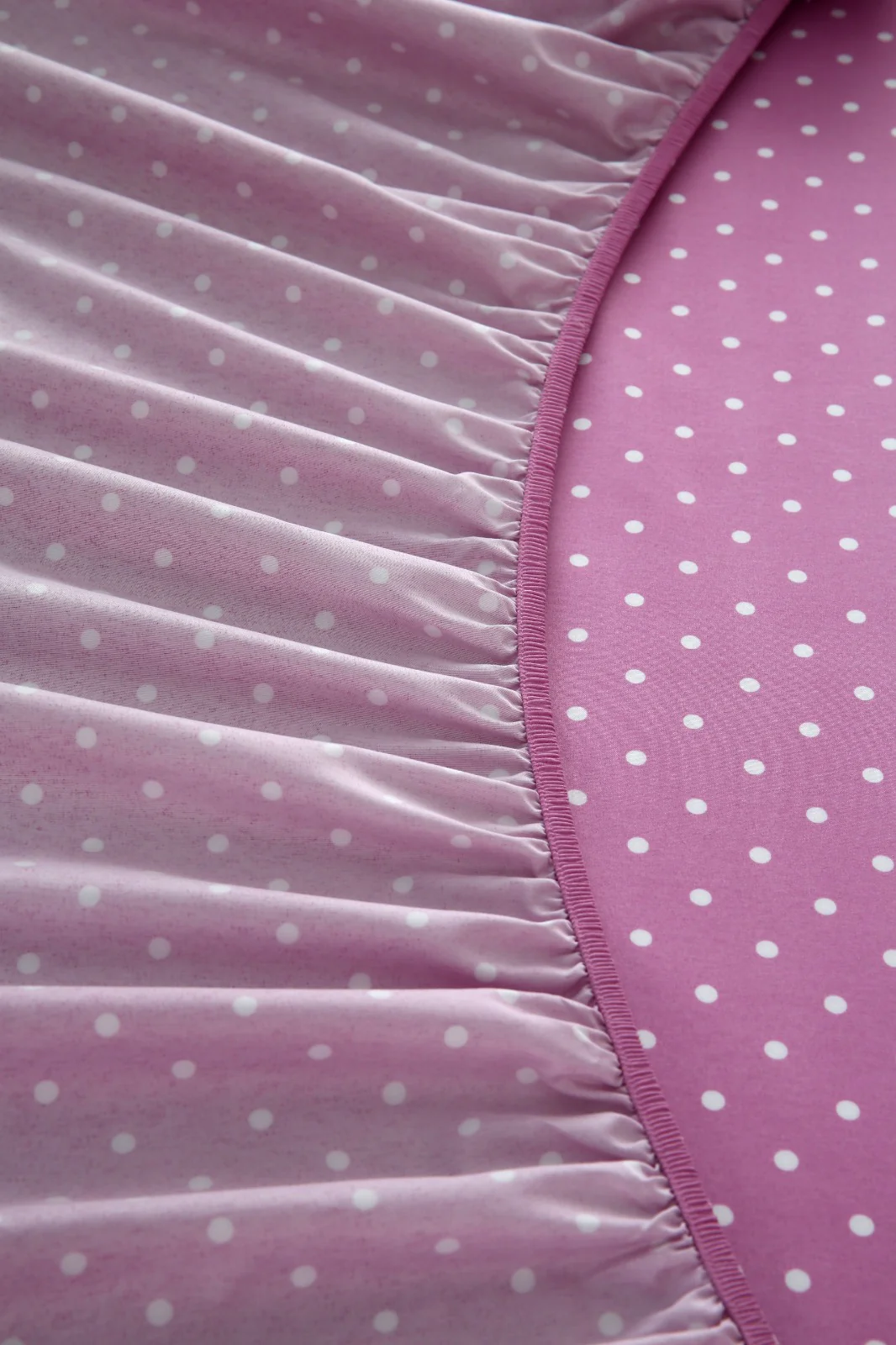 Fitted Bed Sheet-Lilac Polka - Image 4