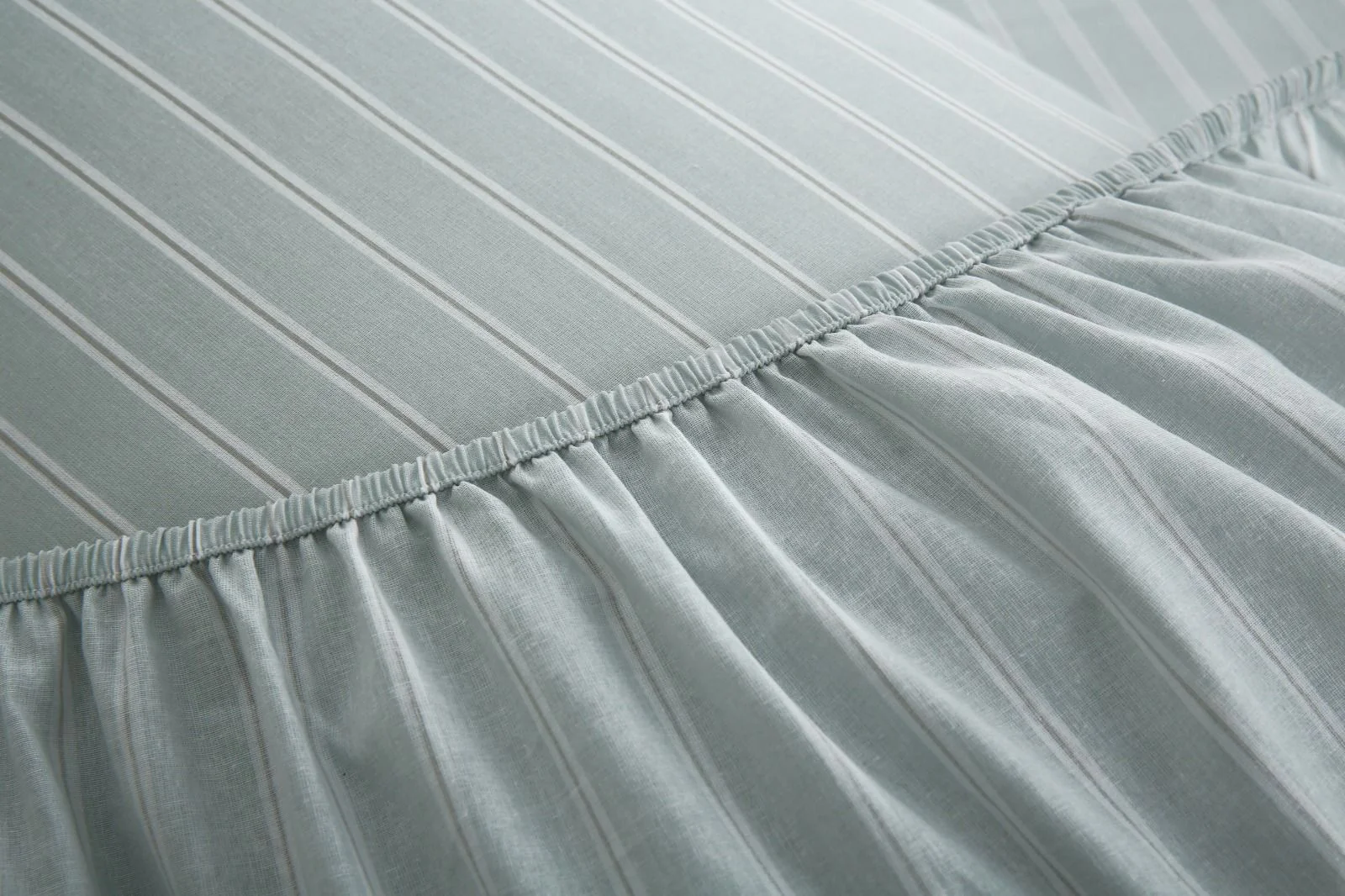 Fitted Bed Sheet- PFT009 - Image 2