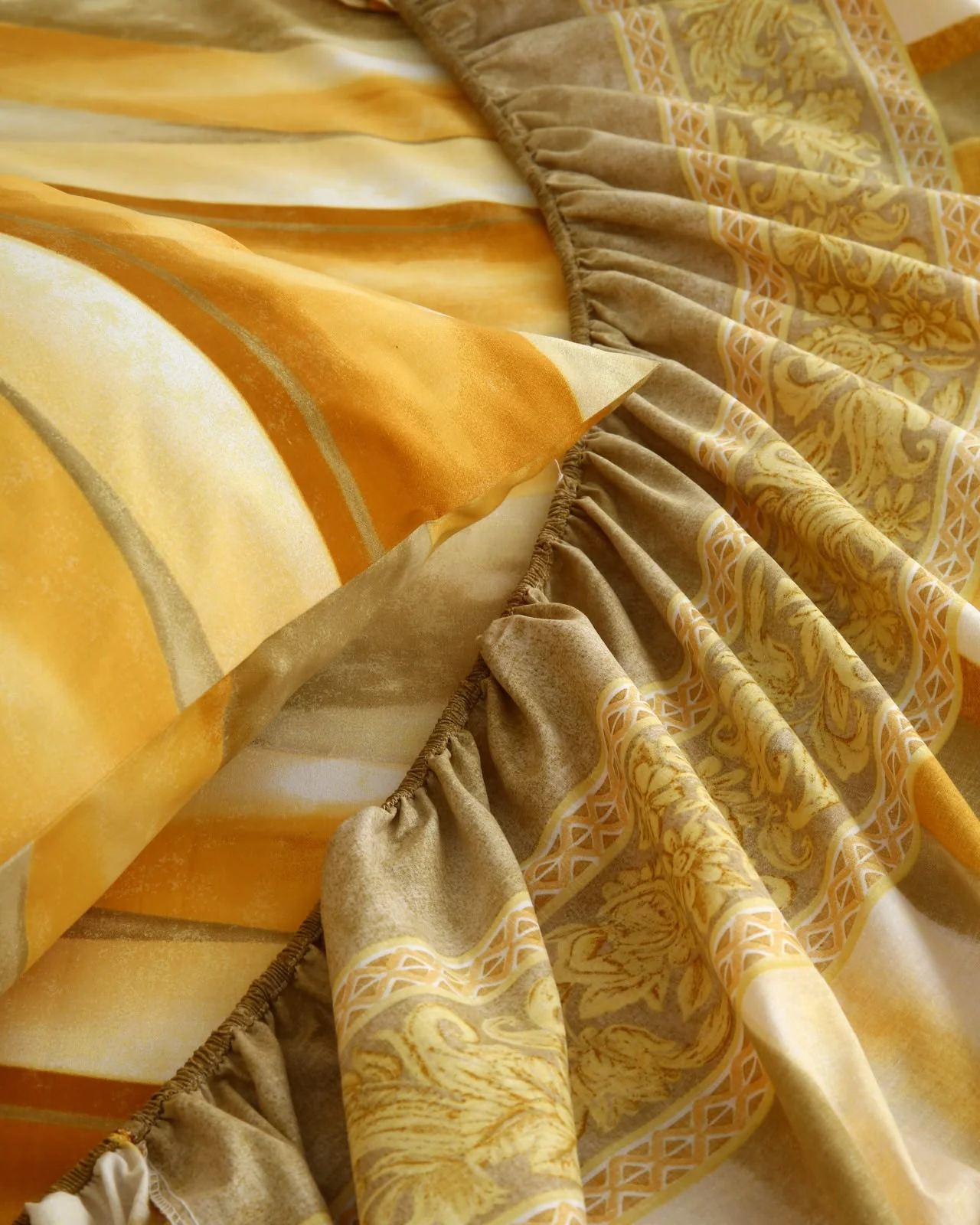 Fitted Bed Sheet- PFT025 - Image 2