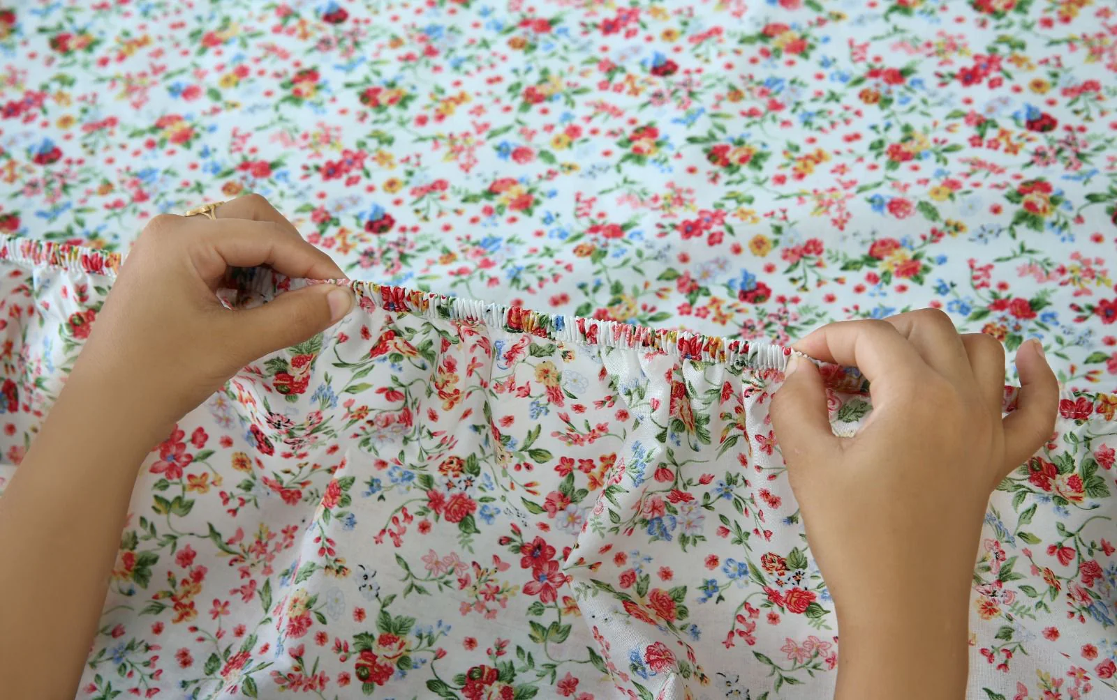 Fitted Bed Sheet-Roseto - Image 4