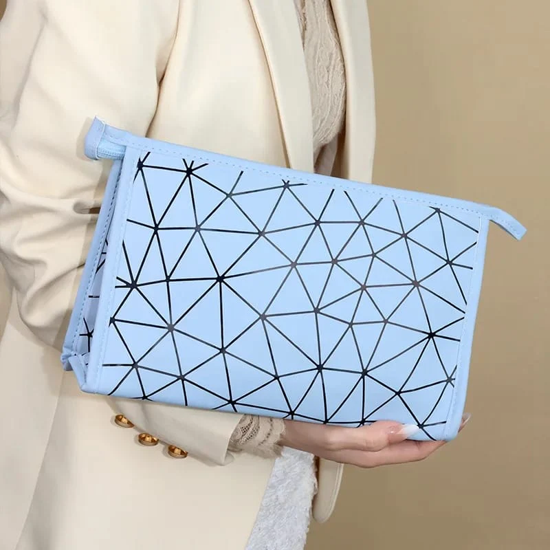 Geometric Diamond Grid PU Frosted Makeup Bag - Image 5