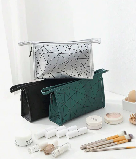 Geometric Diamond Grid PU Frosted Makeup Bag - Image 7